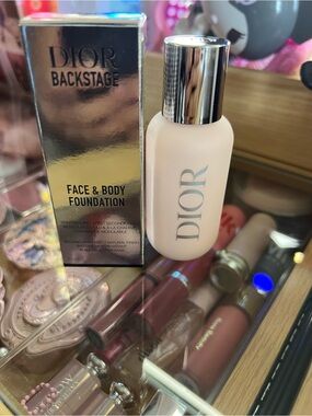 DIOR Backstage Face & Body Foundation